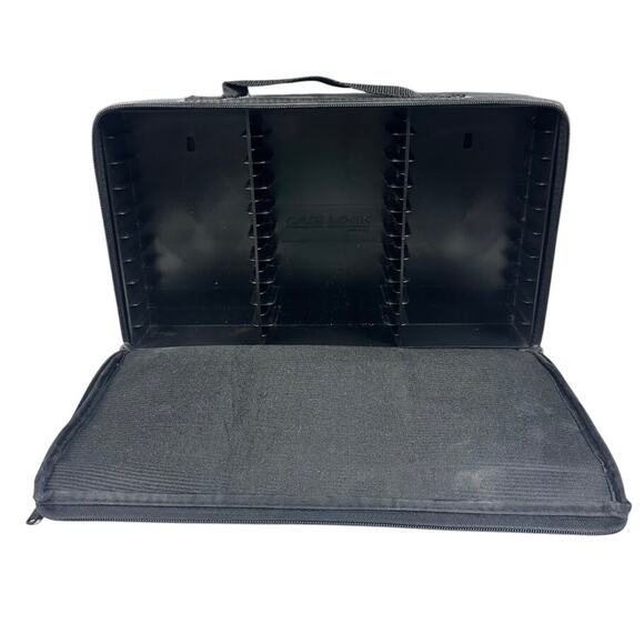 Case Logic Black Hard Shell Audio Cassette Storage Case Holds 30 Tapes - Picture 4 of 4